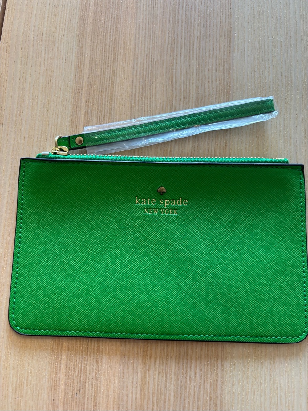 NWOT KATE SPADE New York clutch wristlet!